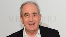 אלפרד אקירוב